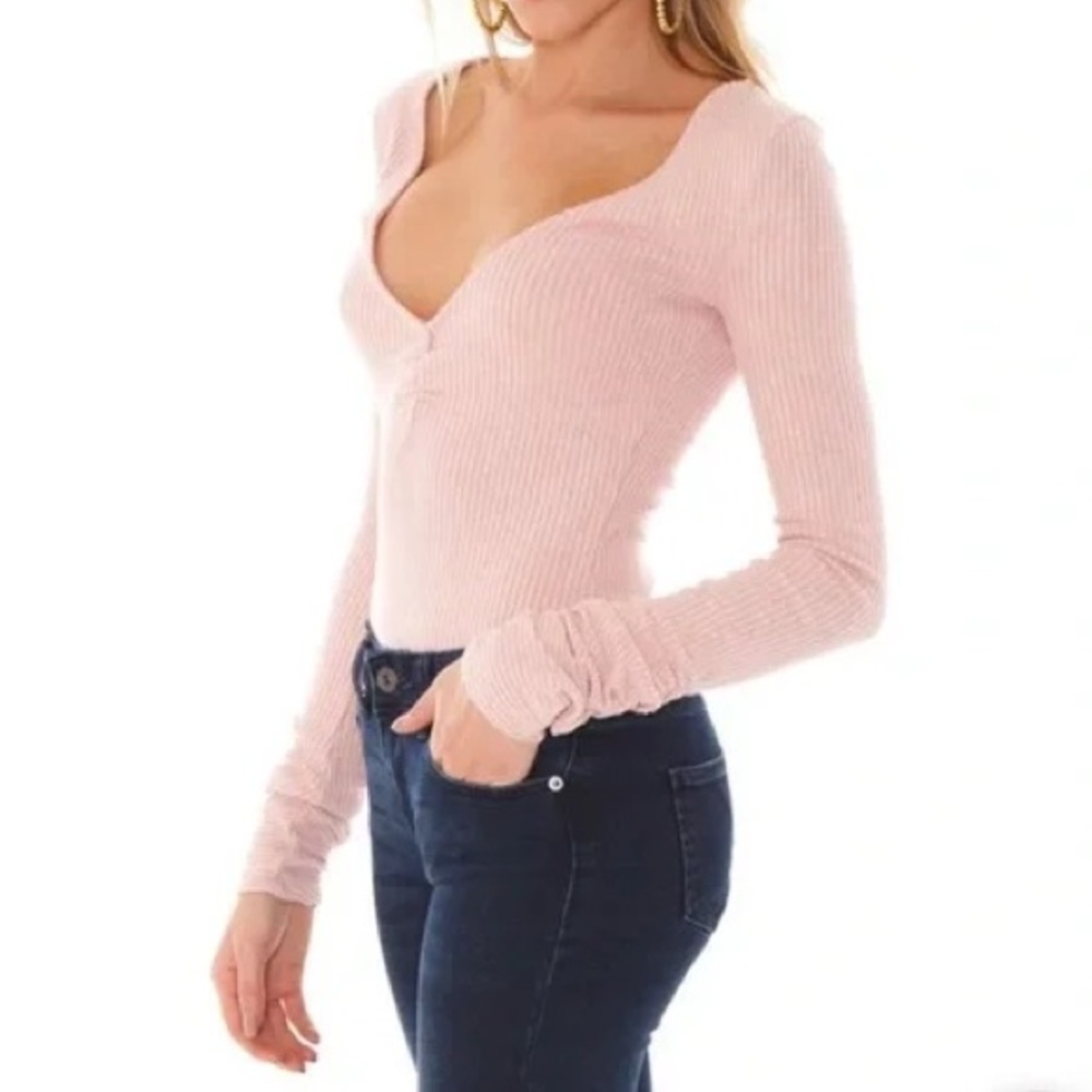 New York & Company Pink Ruched Long Sleeve Bodysuit
